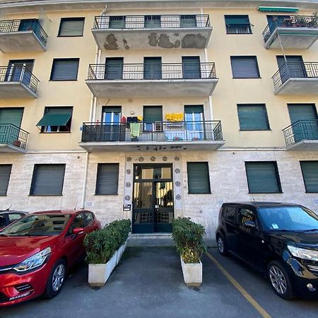 La Casa Di Andrea Grande Appartamento A Due Passi Dalle Spiagge Rapallo Exterior foto
